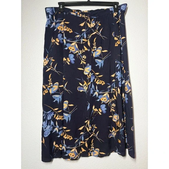 Sag Harbor Woman Navy Blue Floral Button Front Rayon Midi Skirt Plus Size 1X VTG - Picture 1 of 10